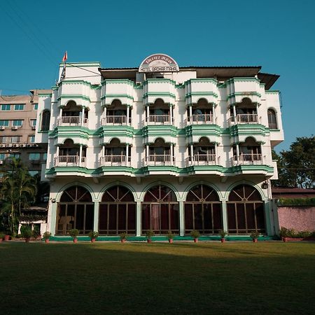Hotel Girdhar Mahal Indaur Kültér fotó