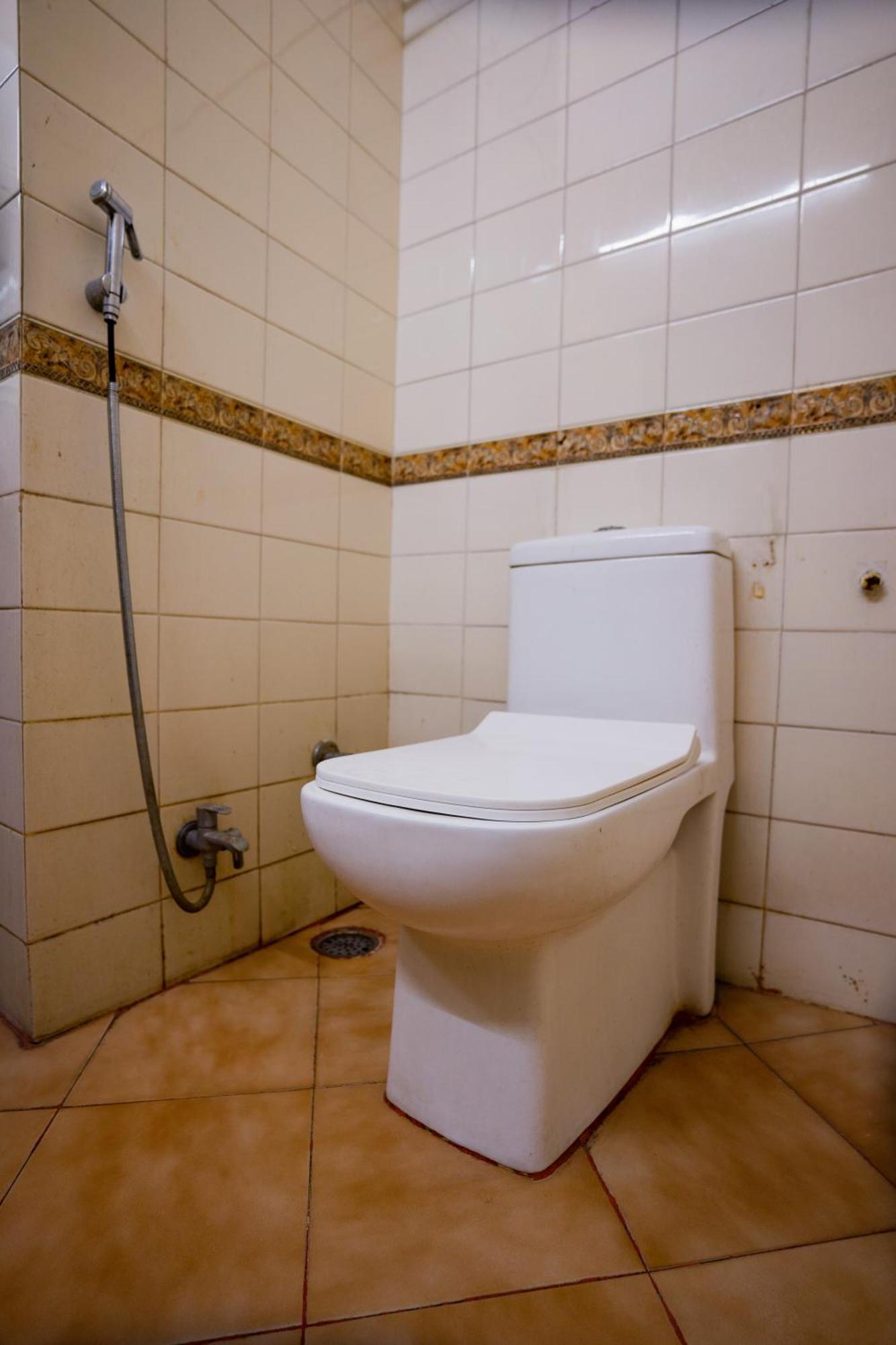Hotel Girdhar Mahal Indaur Kültér fotó